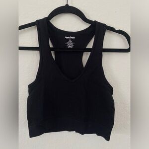 Black sleeveless gym top
